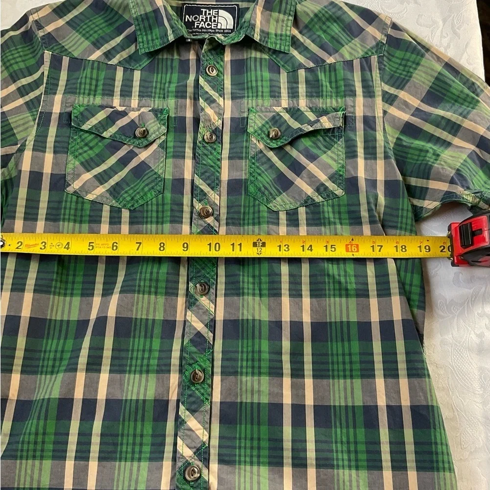 The North Face Men's Shirt Size Medium Green S/S Plaid California Heritage